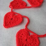 crochet-heart-garland-2