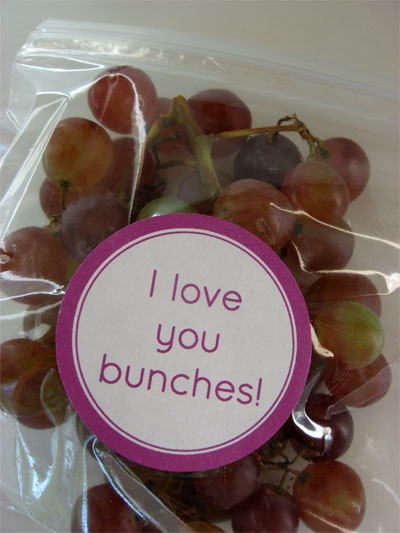 I love you bunches printable stuck to a bag of grapes 