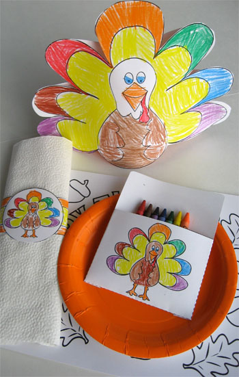 Paper napkin ring holder, turkey and crayon holder for Thanksgiving kids' table 