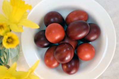 Easter Eggs Onion skin dyed