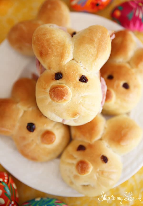 How To Make Bunny Rolls | Skip To My Lou