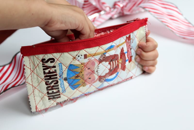 Candy Wrapper Zipper Pouch Tutorial | Skip To My Lou