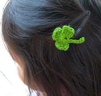 lucky-shamrock-crochet-hairclip-1.jpg