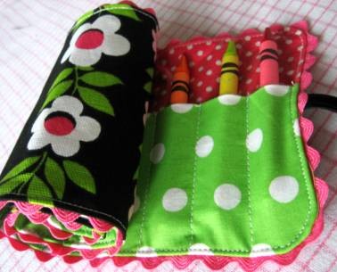crayon-roll-1a.jpg