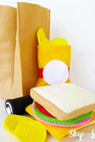 DIY felt brown bag lunch