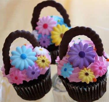 flower basket cupcakes