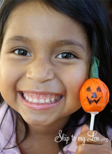 pumpkin tootsie pop
