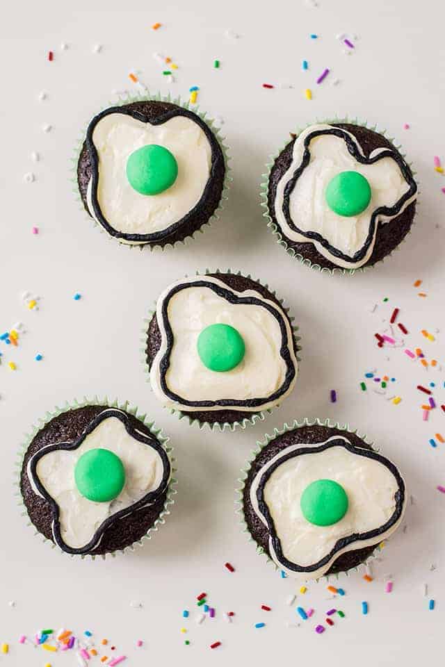 green eggs and ham cupcakes