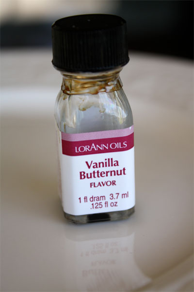 bottle of LorAnn Banilla Butternut Flavor