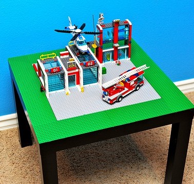 Lego Table