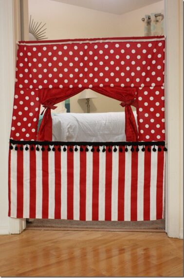 doorway puppet theater