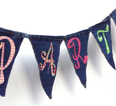 recycled-jeans-pennant-bunting.jpg