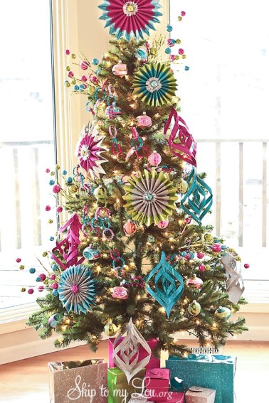 decorated-Christmas-Tree-photo.jpg