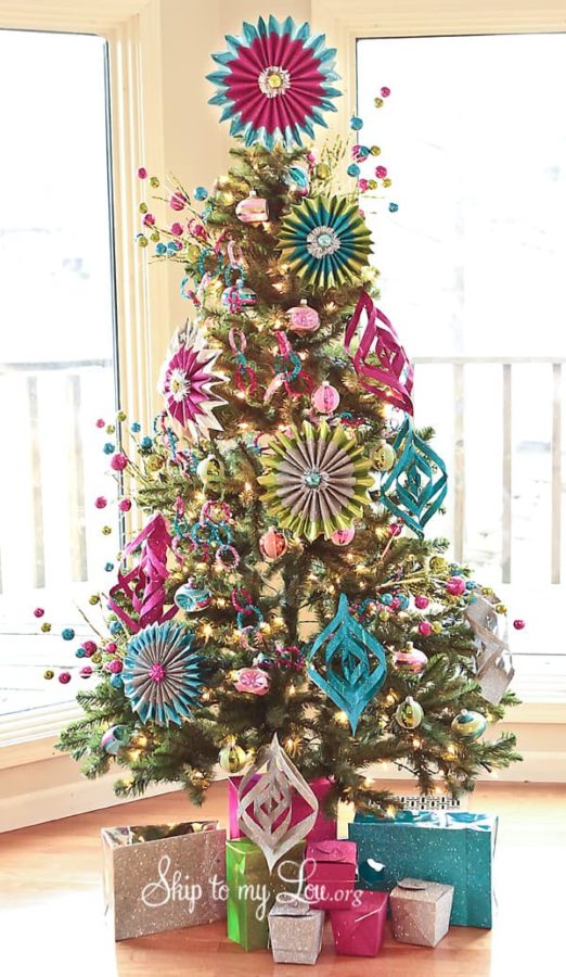 Image shows a decorated Christmas Tree - Skip to my Lou