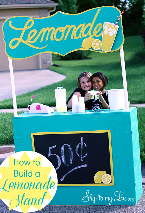 how to make a lemonade stand with friends selling lemonade