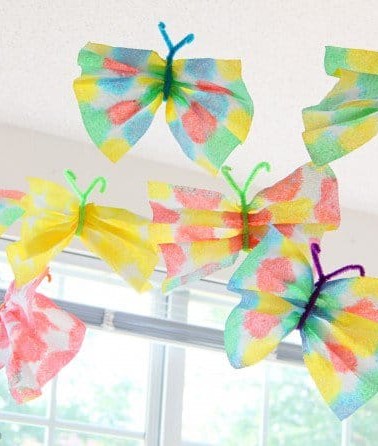 indoor craft paper towel butterflies
