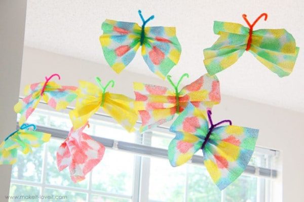 indoor craft paper towel butterflies