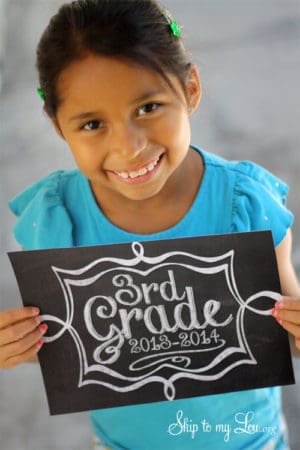 back-to-school-photo-prop.jpg