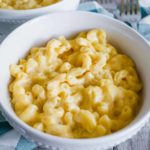 crock pot mac and cheese in bowl