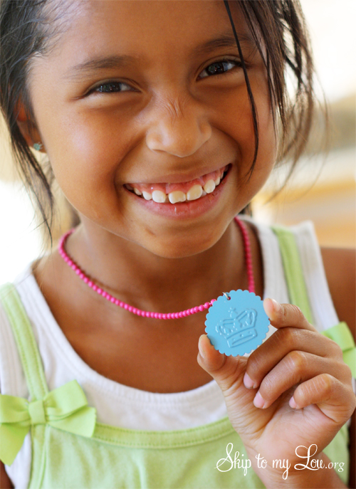 DIY embossed pendant