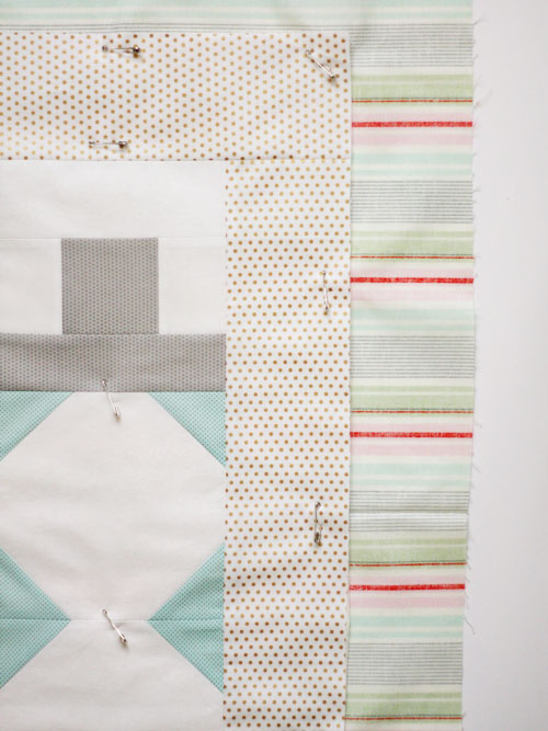 Skiptomyloupinitsnowmantablerunner-quilt-sandwich-pinned