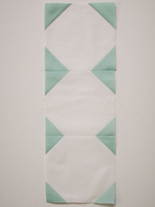 Skiptomyloupinitsnowmantablerunner-snowman-body