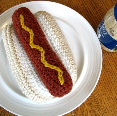crochet_hot_dog