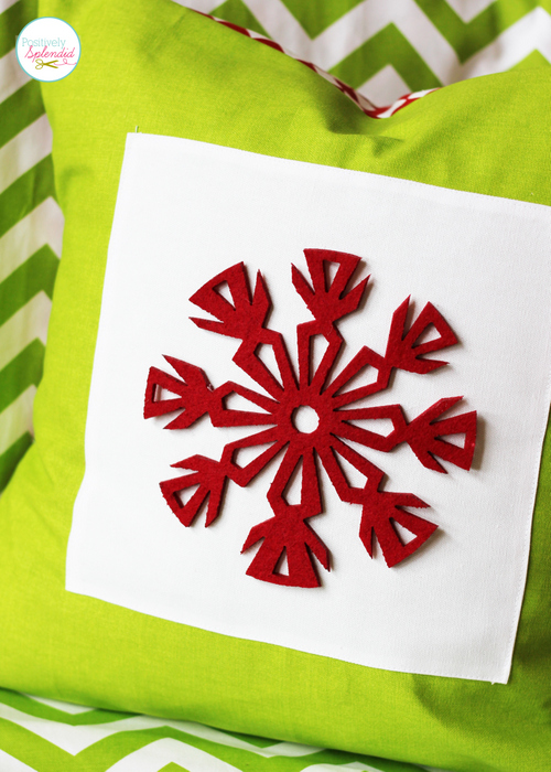 Easy Snowflake Pillow 