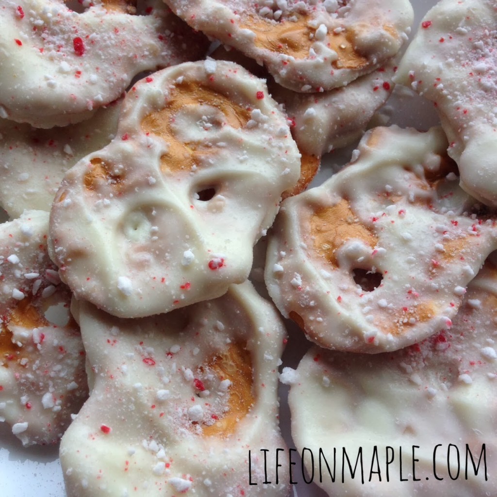 Peppermint pretzel crisps