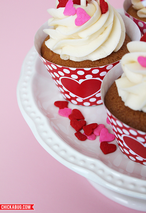 Free printable Valentine's Day cupcake wrapper & topper set designed by Chickabug for Skip to My Lou