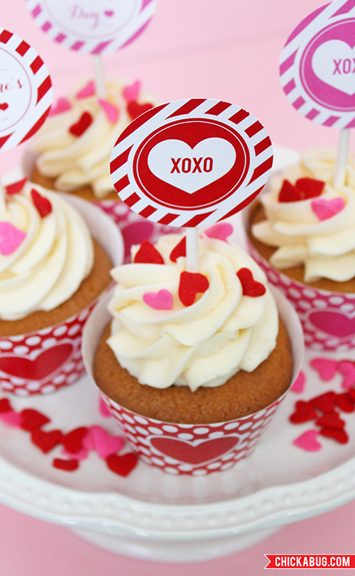 Free printable Valentine's Day cupcake wrapper & topper set designed by Chickabug for Skip to My Lou