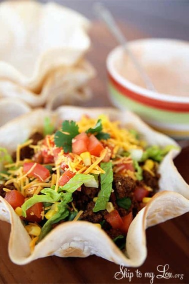 Taco-Salad-in-Tortilla-Bowls-Recipe.jpg