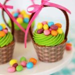 free-printable-basket-cupcake-wrapper2.jpg