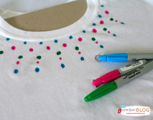 Sharpie Tie Dye | SkipToMyLou.org | TodaysCreativeBlog.net