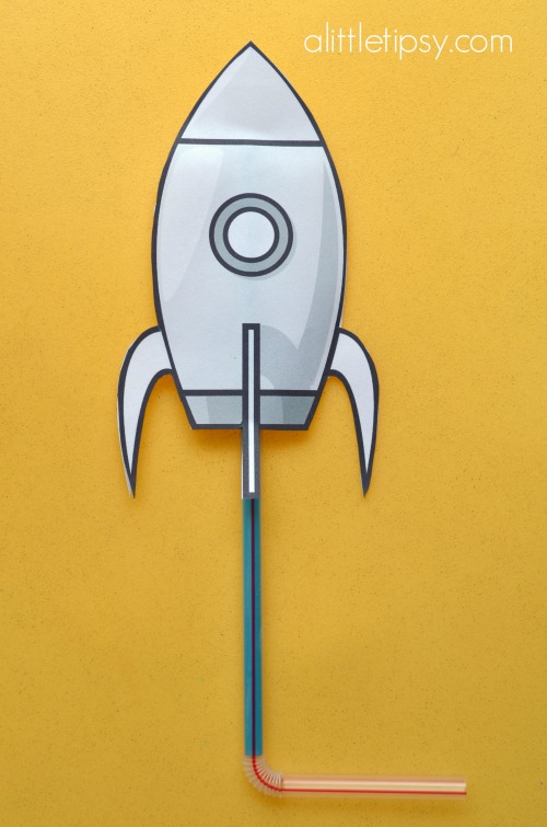 place two rockets together with straw inside