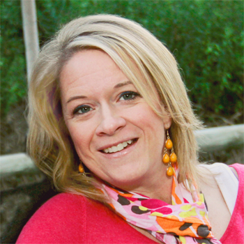 Pauline Molinari guest post from Club Chica Circle