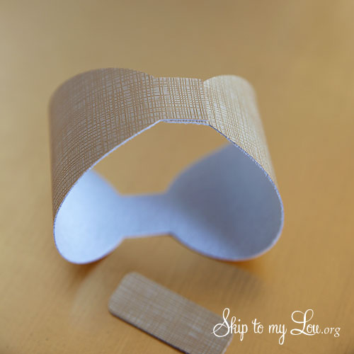how to make bow napkin ring 2