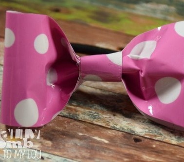 how-to-make-a-wrapping-paper-hair-bow.jpg
