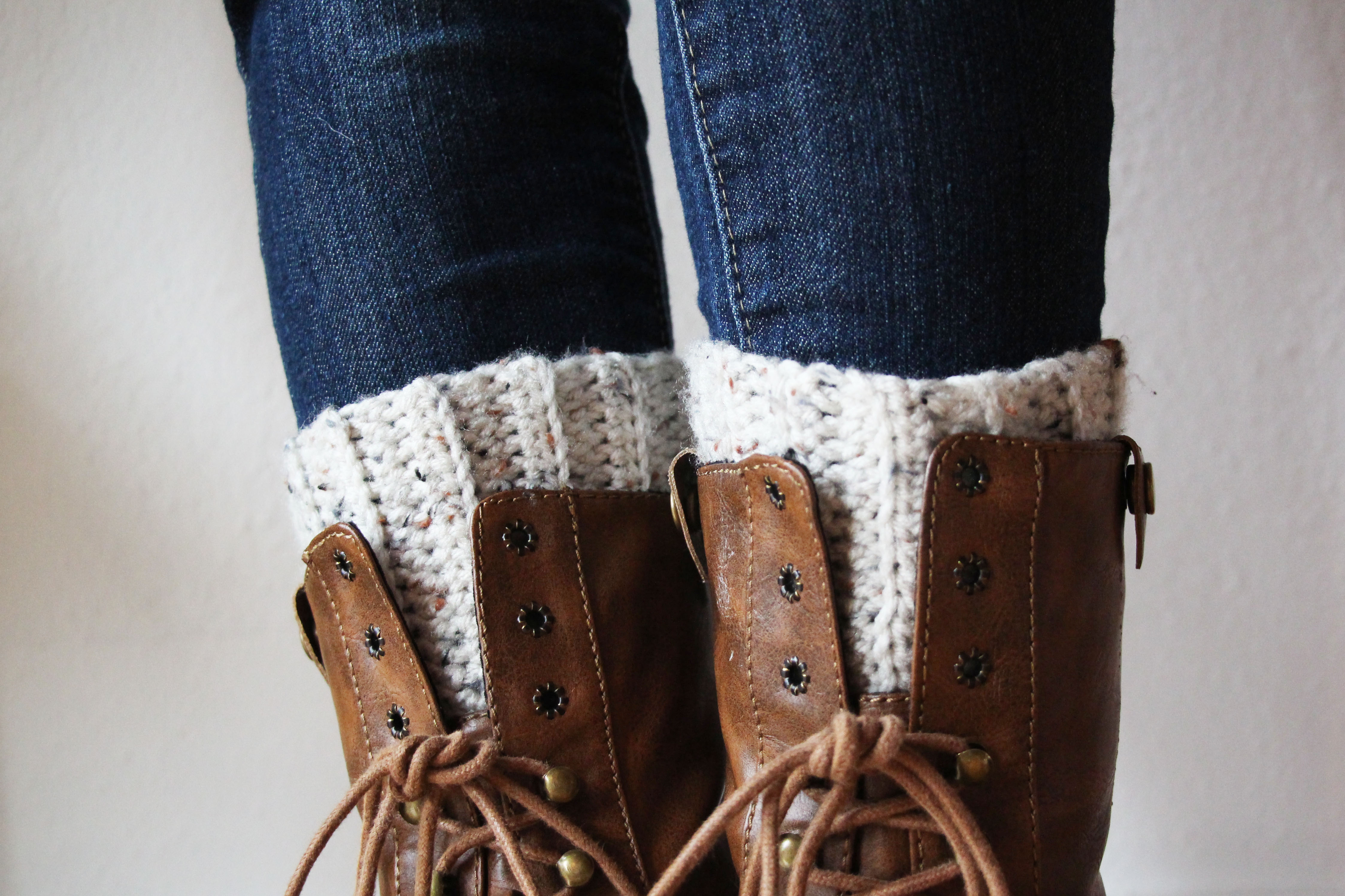 Cute and Easy Crocheted Boot Cuffs | Skip To My Lou