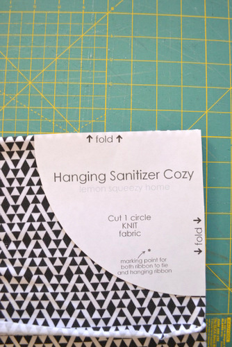 Hand Sanitizer Cozy Tutorial + Pattern  // lemon squeezy home