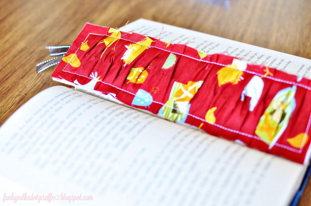Ruffled Bookmark 08