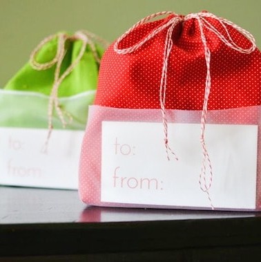 Sheer-Pocket-Drawstring-Gift-Bag-crafterhours-blog-tutorial-2.jpg