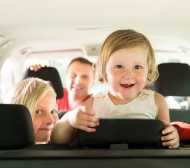8-ways-to-entertain-kids-on-a-road-trip.jpg