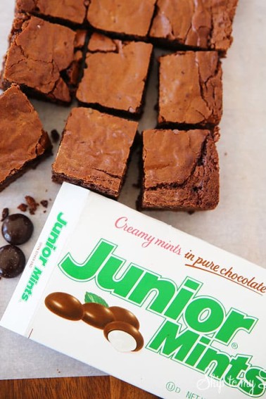 Junior-Mints-Brownies.jpg