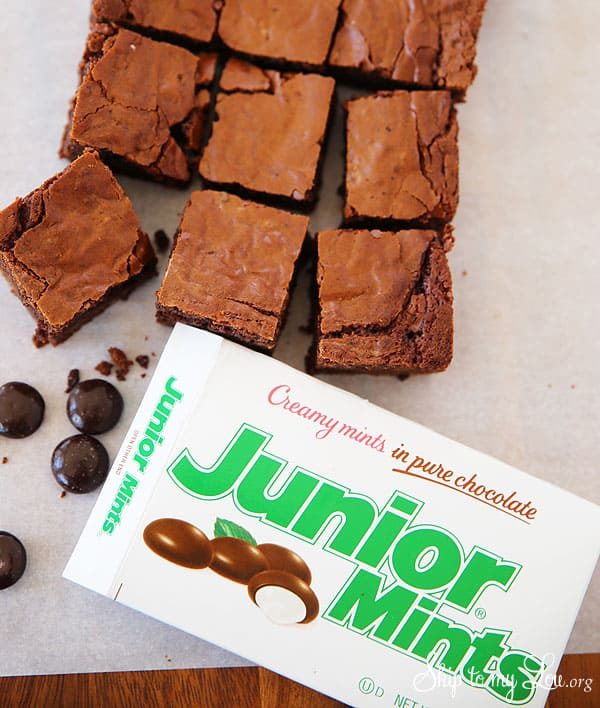 Junior-Mints-Brownies.jpg