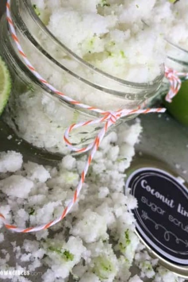 Coconut_lime_sugar_scrub4.jpg