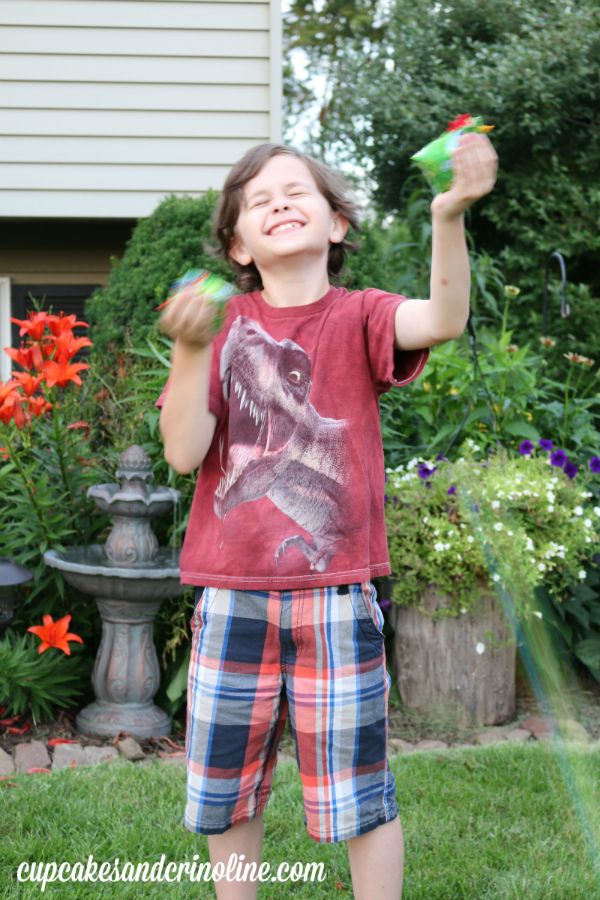 Juggling Chickens M cupcakesandcrinoline.com
