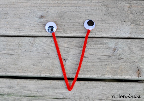 paper plate crab eyes