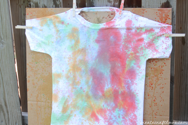 squirt gun tie dye horizontal