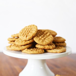 3-ingredient-peanut-butter-cookies.jpg